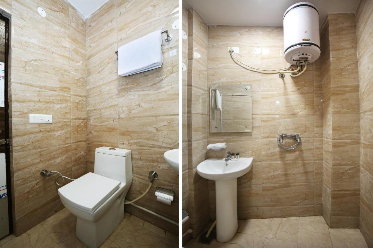 Oyo 9732 Amar Motel Nayagaon Екстериор снимка