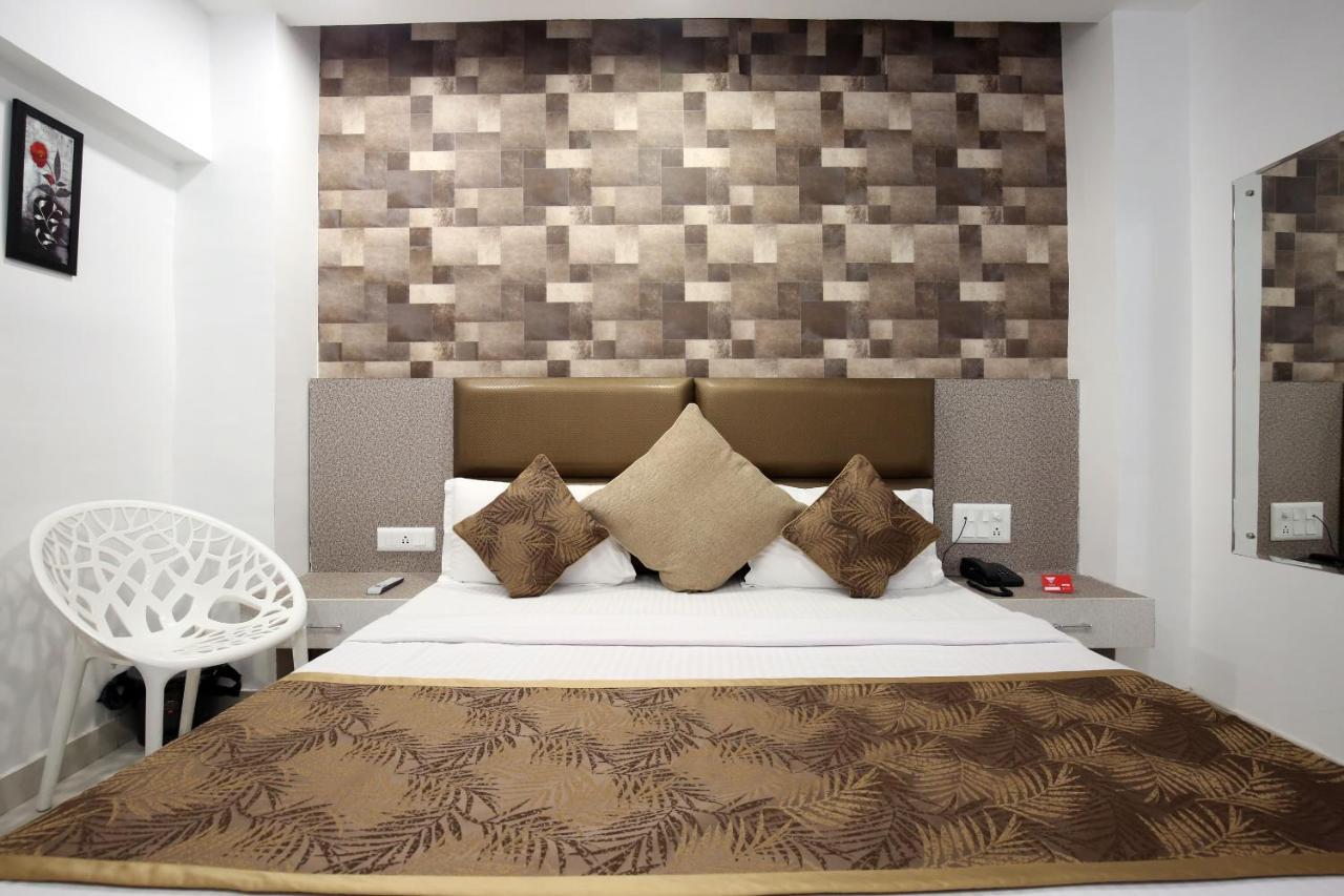 Oyo 9732 Amar Motel Nayagaon Екстериор снимка